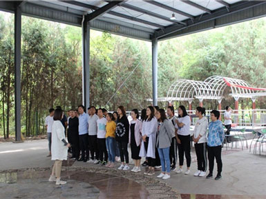 昌禾商學(xué)院丨桃李春風(fēng)，師恩難忘，致敬“筑夢(mèng)人”