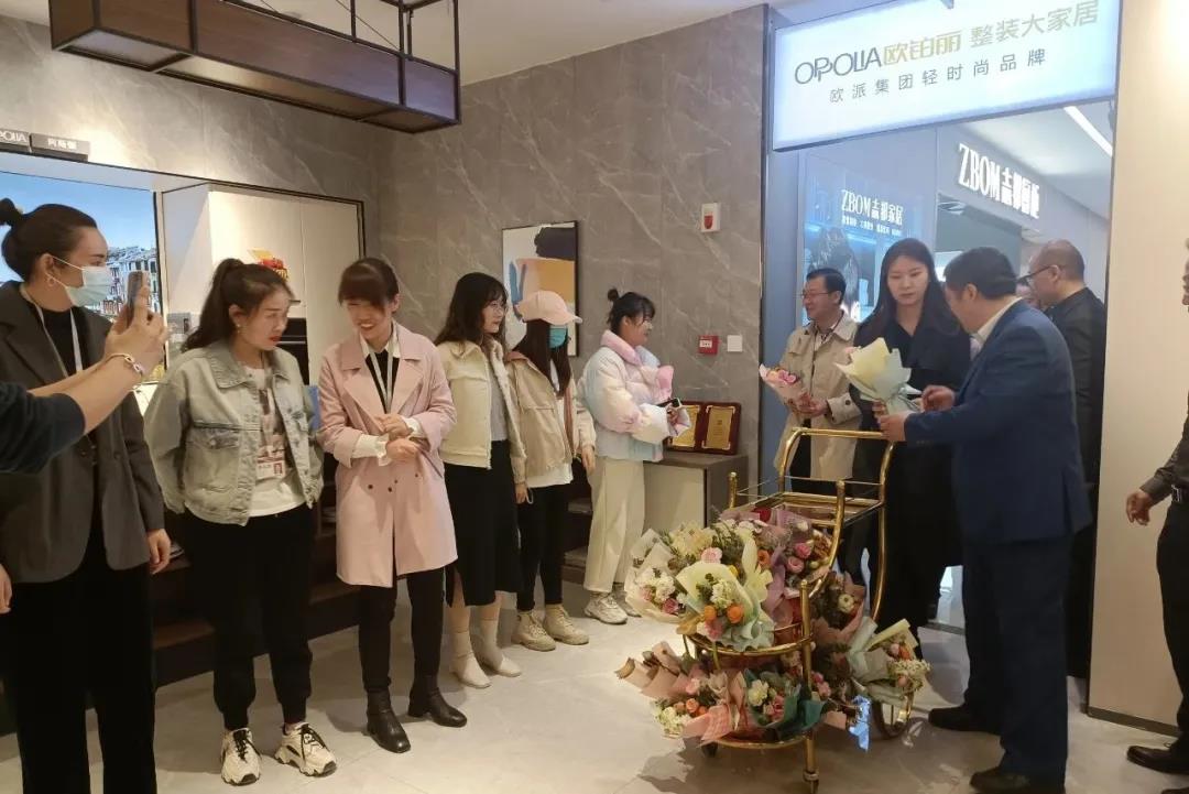 昌禾裝飾丨特別的愛給特別的你，對你的“愛”從未缺席~